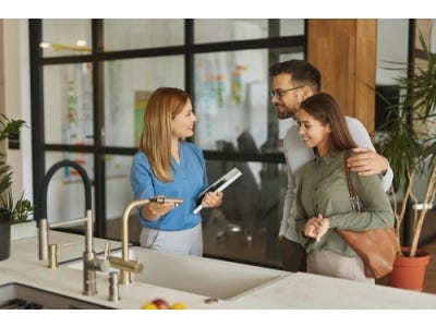 Ex-Display vs. Custom-Built Kitchens: Which is Better for You?