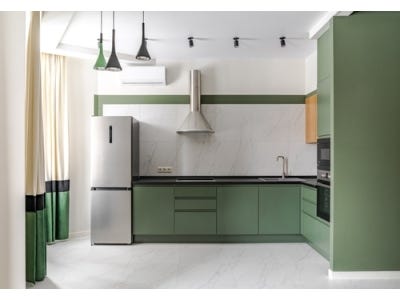 What colours go with sage green for a kitchen? 