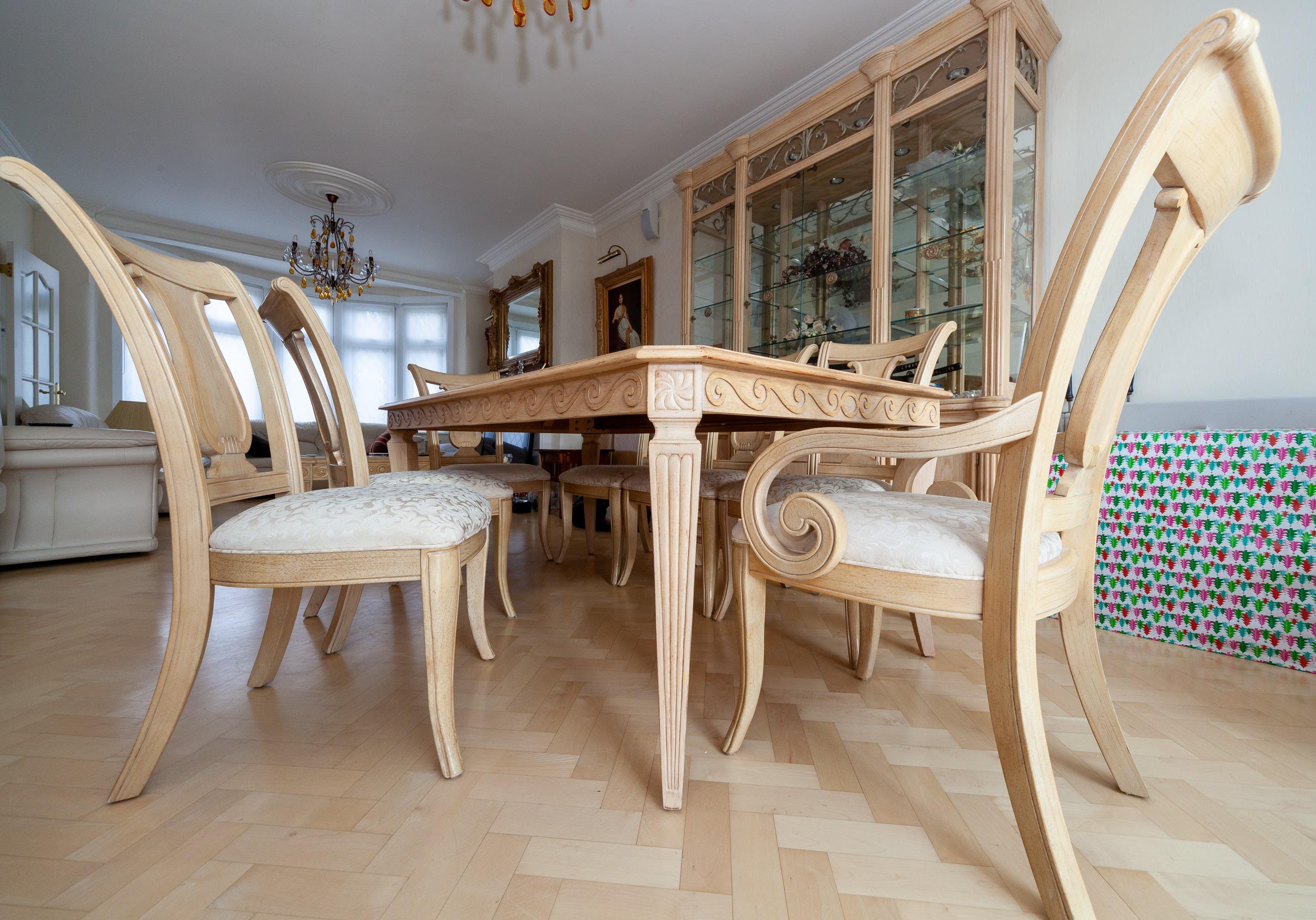 Used dining sale furniture near me