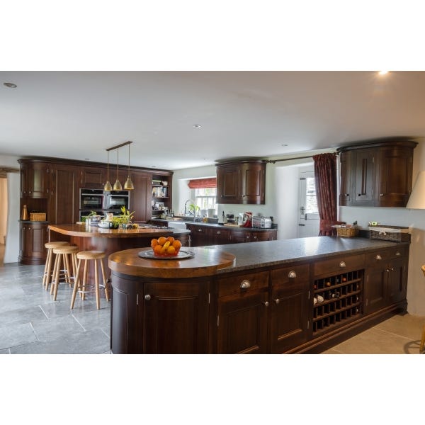 Large In Frame Used Shaker Kitchen, Neff Appliances