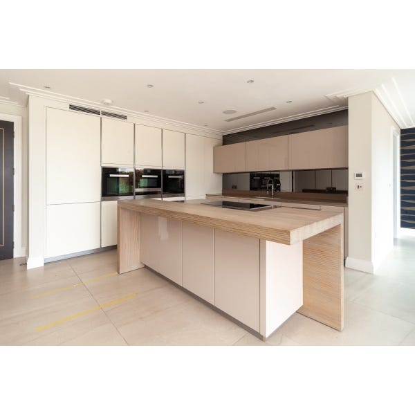 Large Handleless Used Kitchen, Utility, Miele & Siemens Appliances