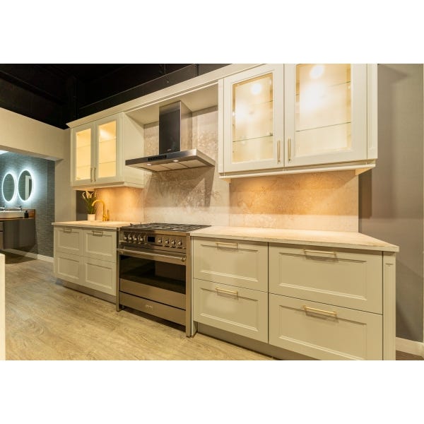 Nobilia Cascada Ex Display Kitchen, Smeg Appliances