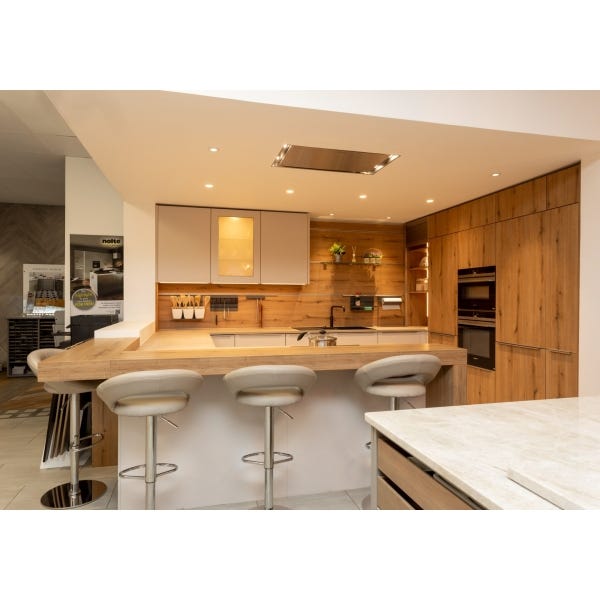Nolte Feel/Manhattan Ex Display Kitchen, Siemens Appliances 