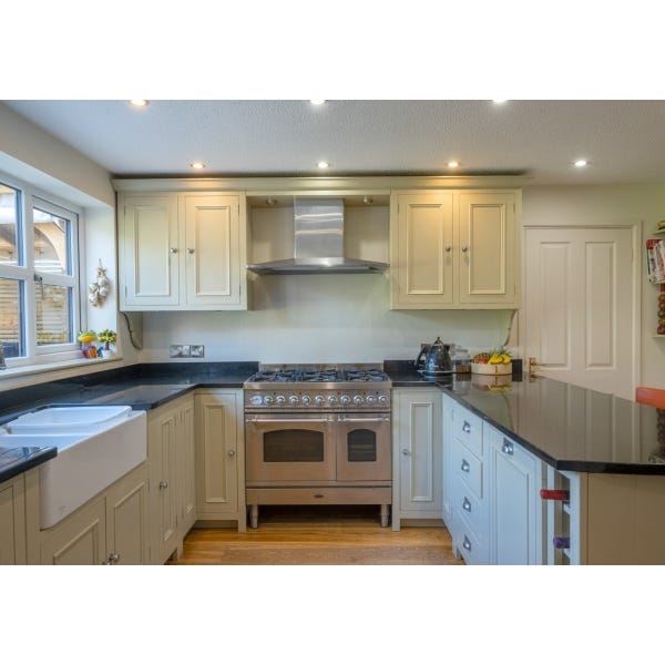 Neptune Chichester Used Kitchen, Britannia Range Oven