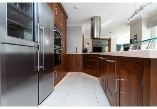 Harvey Jones Used Shaker Kitchen, Utility, Siemens Appliances, Essex