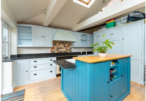 Classic Used In Frame Shaker Kitchen 