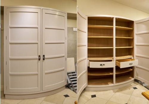 Martin Moore Modernist Ex Display Pantry