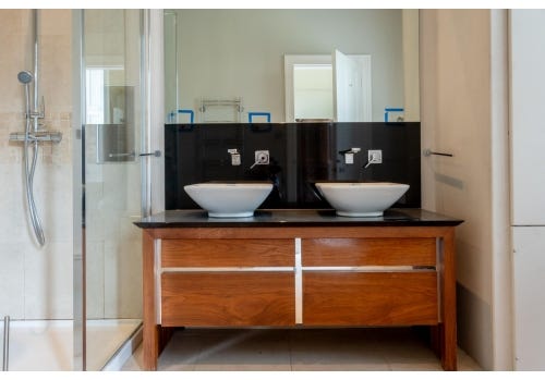 Used Bathroom Vanity Unit & Bath