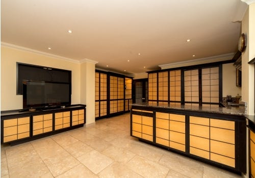 Large Mark Wilkinson Used Shan Gara Kitchen