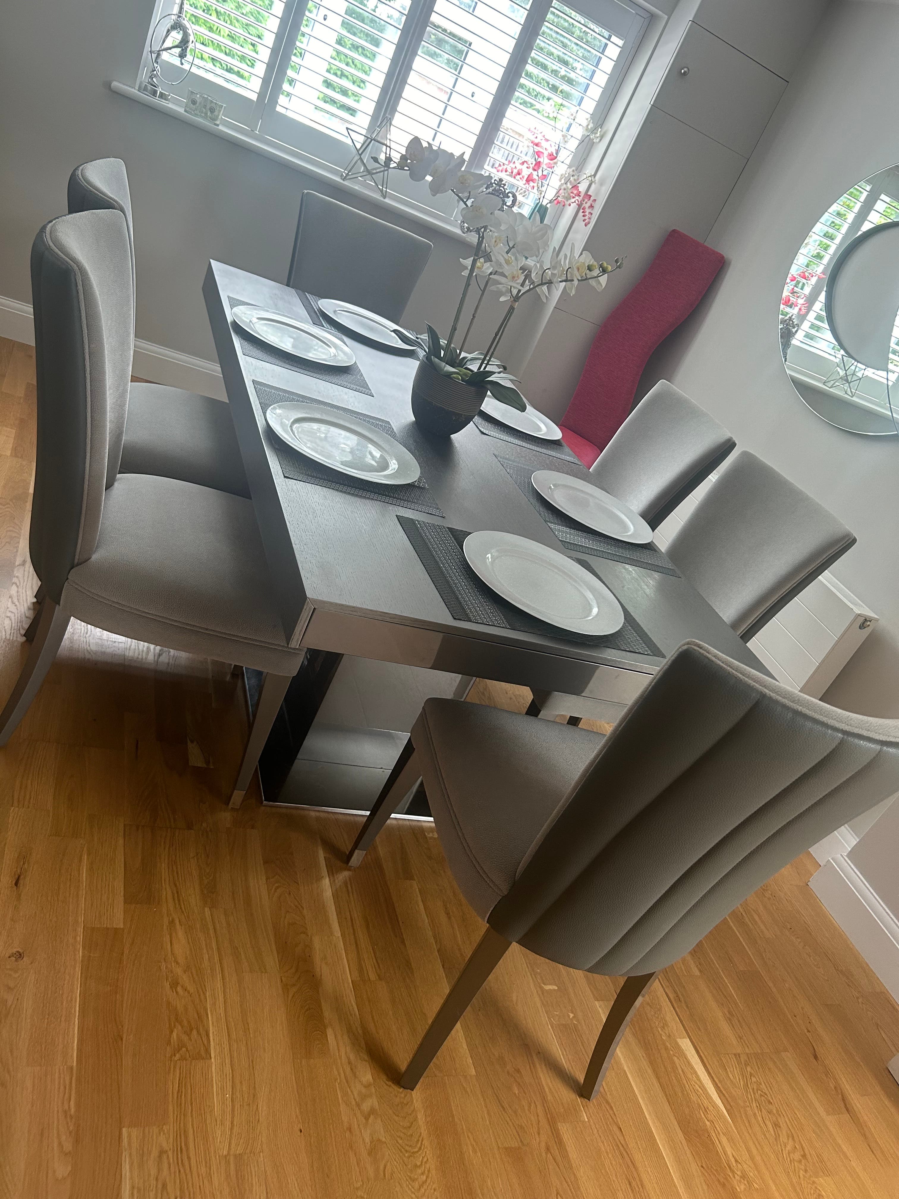 Used Aleal Mediale Extendable Dining Table and Riviera Chairs