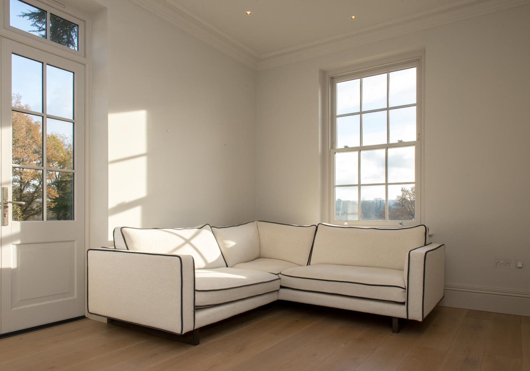 Symmetrical top corner sofa