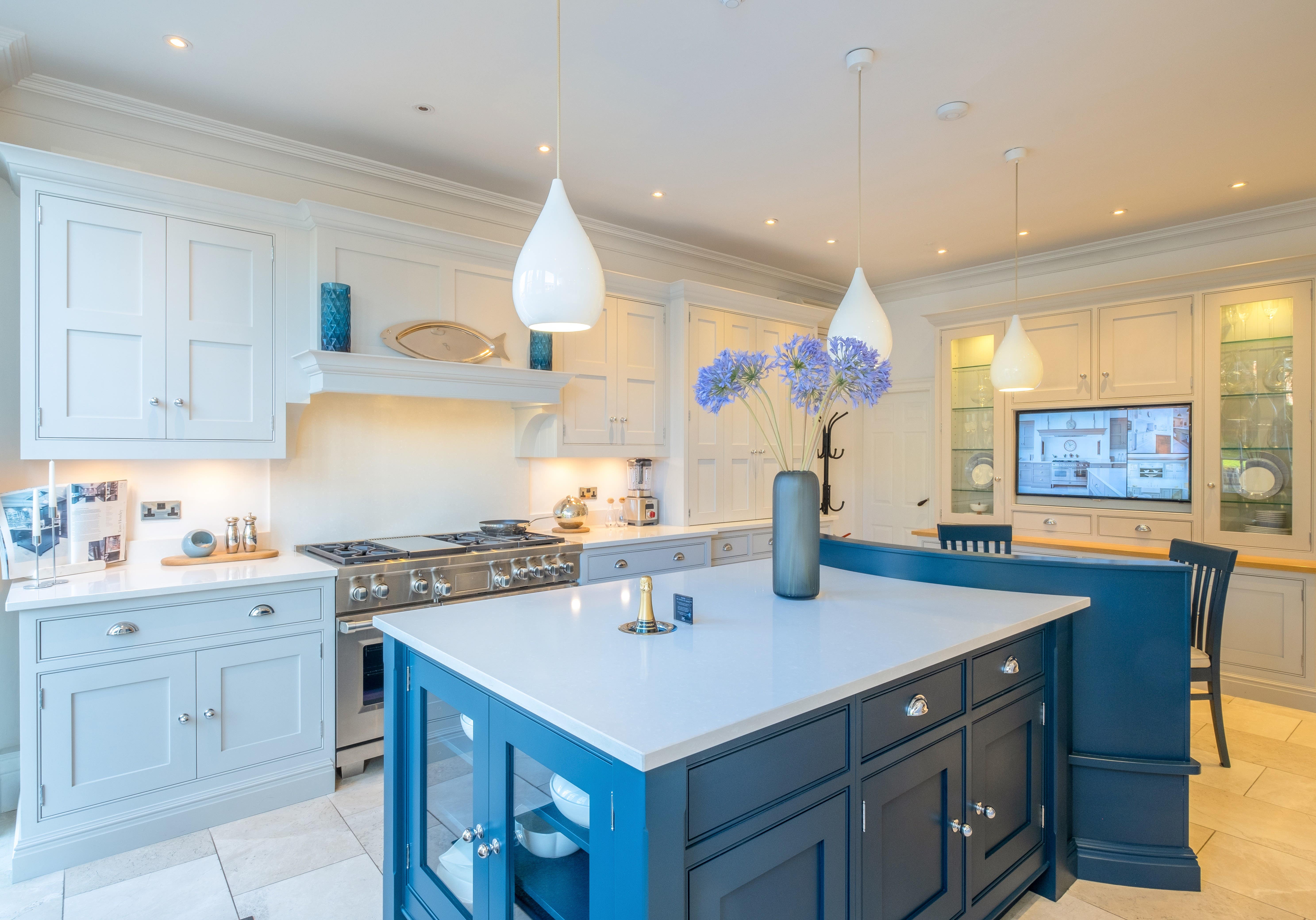 Inframe store kitchen units