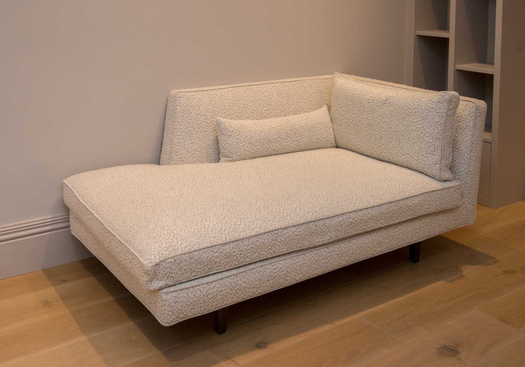 Used modern furniture shop near me